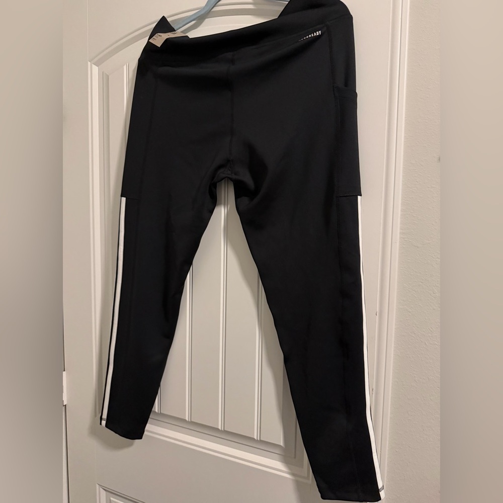 Women’s Adidas Leggings XL - Picture 2 of 4